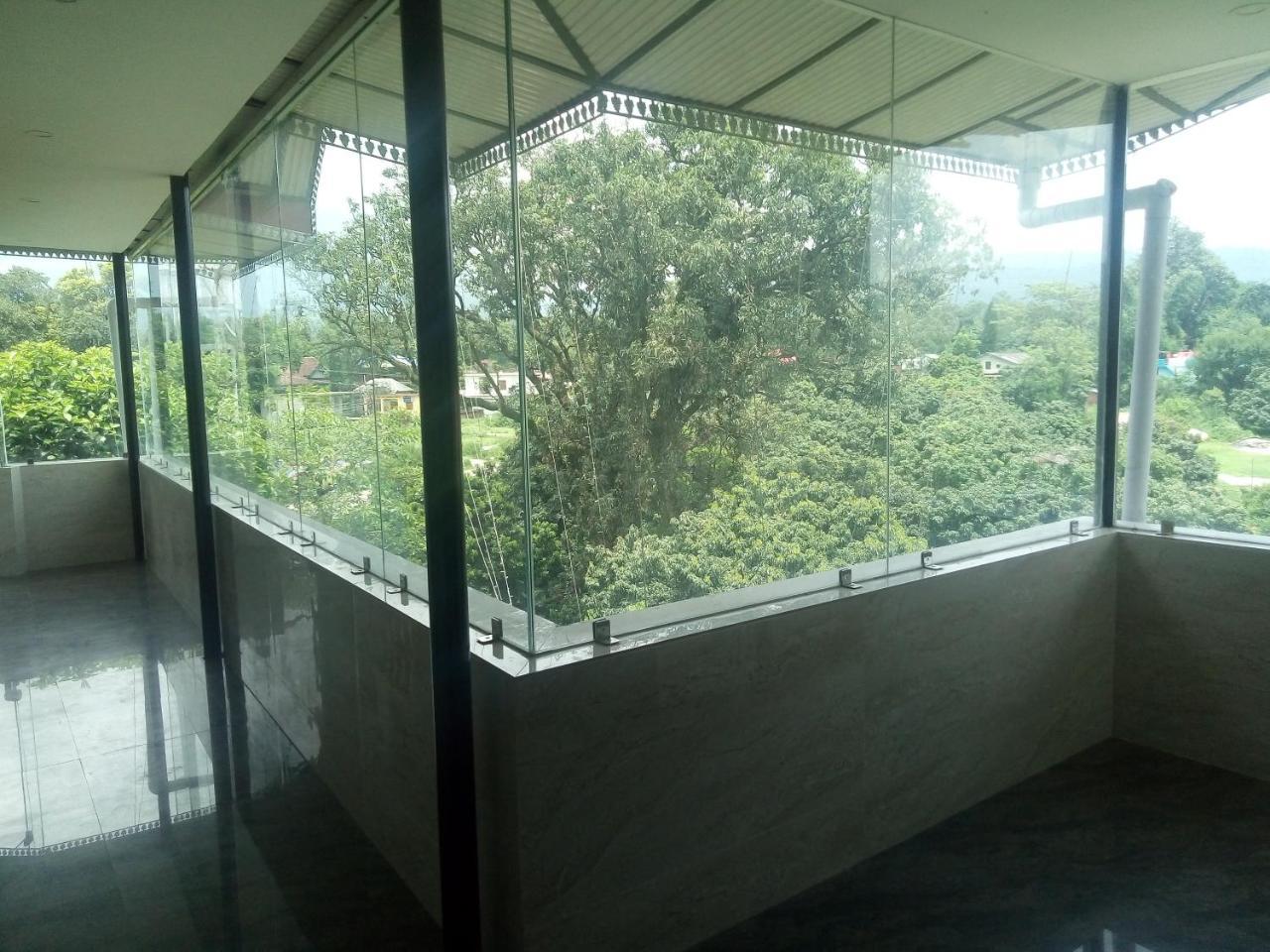 Hotel Sky Bule & Restaurant Khas Nagrota Eksteriør bilde
